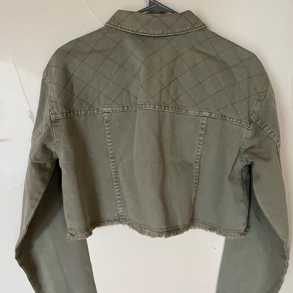 Splendid moss green denim cropped jacket. Size small. Quilt stitching NWT - Picture 2 of 4